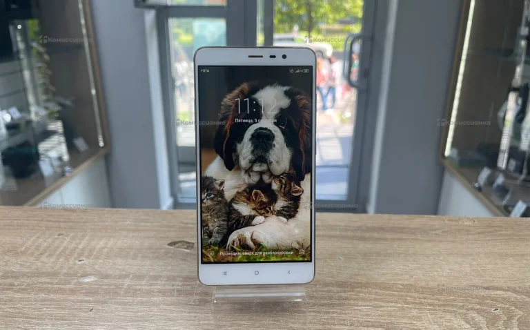 Xiaomi Redmi 3 3/32Gb