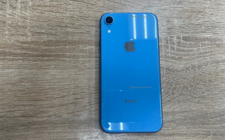 Apple IPhone XR 64 gb.