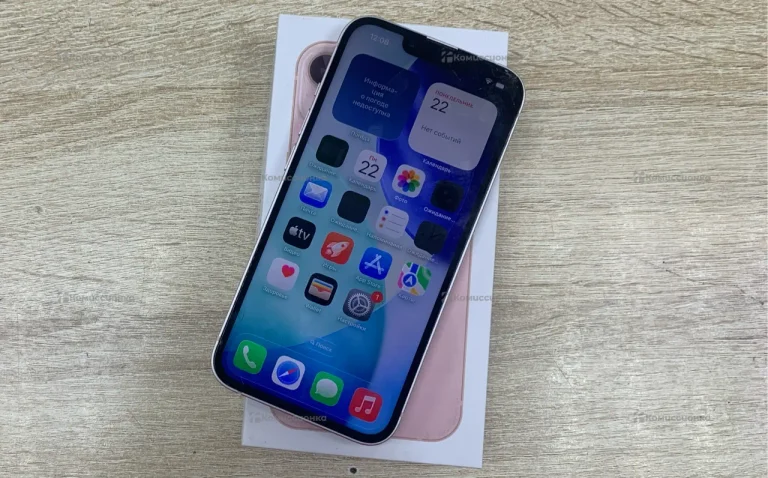 Apple iPhone 13 4/128 ГБ
