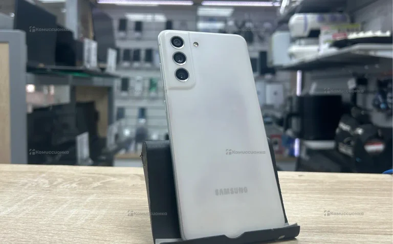 Samsung Galaxy S21 FE 8/128 ГБ