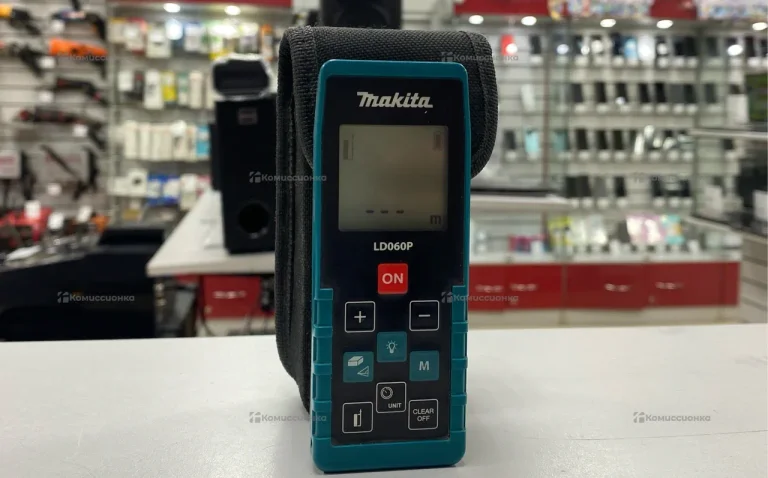 Лазерный дальномер Makita LD060P