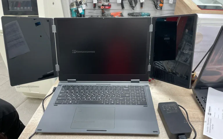 Ноутбук   Waywalkers трехкранный игровой ноутбук