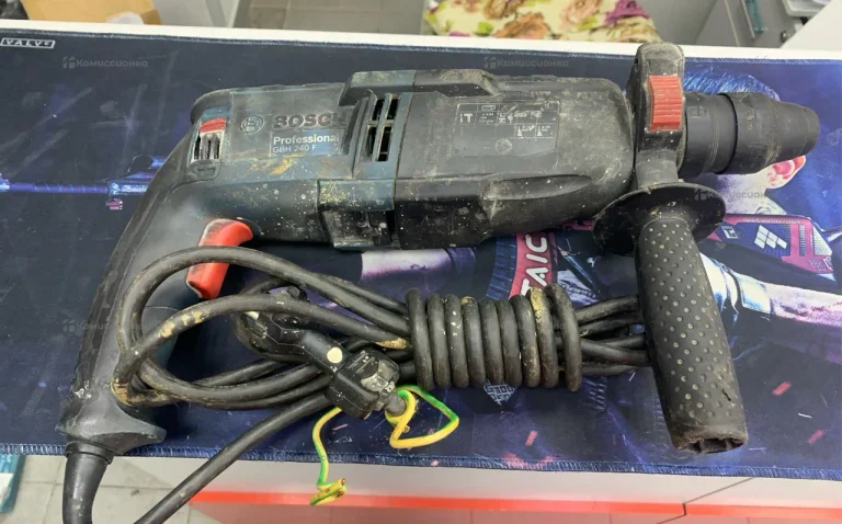 перфоратор Bosch GBH 240F