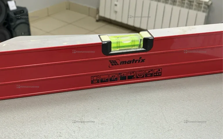 Алюминиевый уровень MATRIX 800 мм