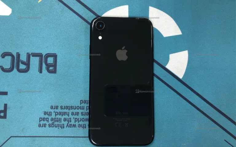 Apple iPhone XR 3/128 ГБ