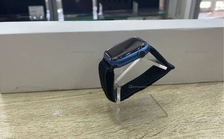 Часы Apple Watch 7 41mm
