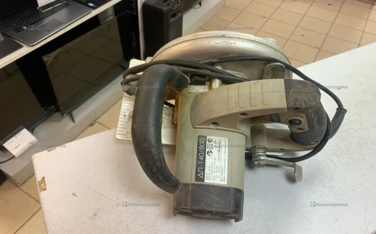 Дисковая пила Интерскол ДП-140/800