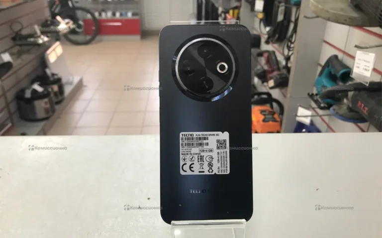 Tecno Spark 30C 4/128 ГБ