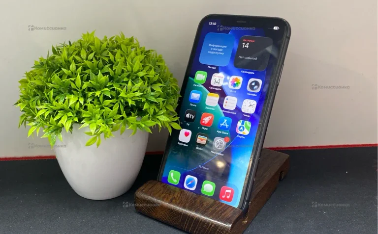 Apple iPhone 11 4/64 ГБ