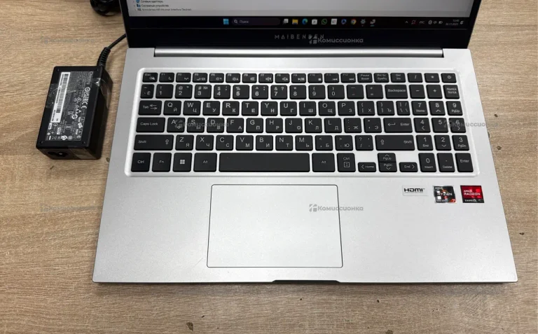 Ноутбук  Maibenben M557 Ryzen7/16/512