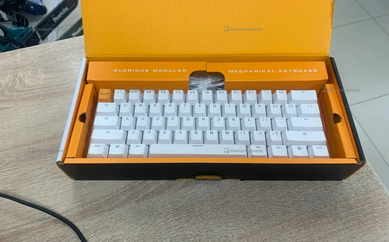 Клавиатура Glorious GMMK Pre-Built