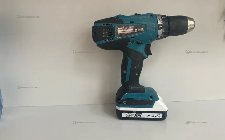 Аккумуляторный дрель Шруповерт Makita DF457D