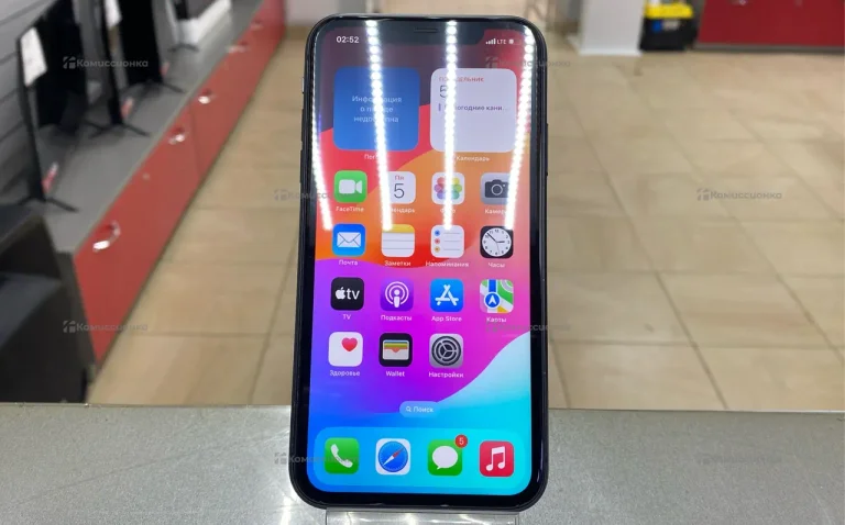 Apple iPhone 11 4/128 ГБ