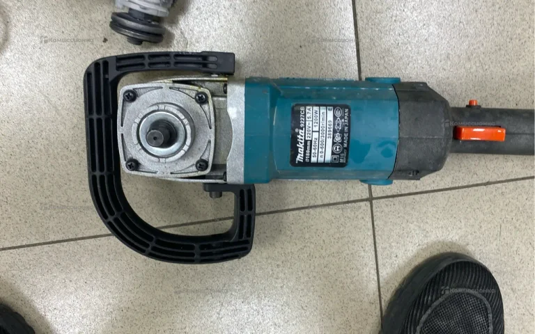 ПШМ Makita 9227CB