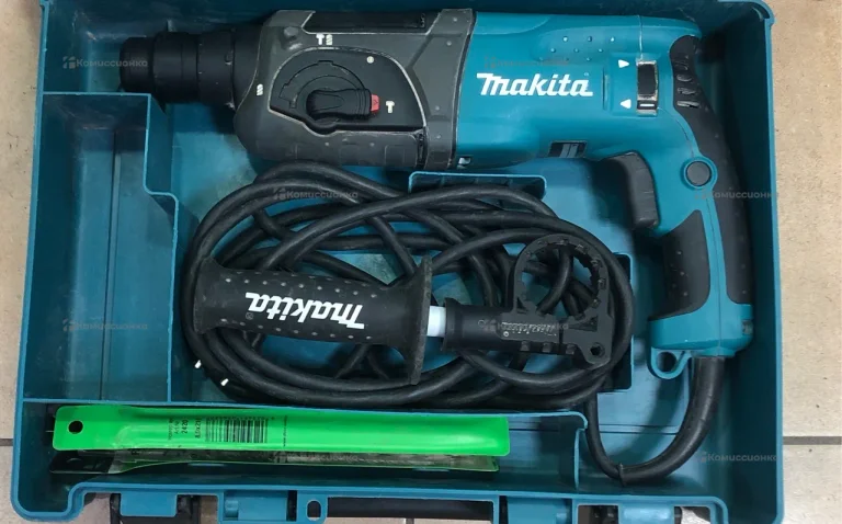 перфаратор makita HR2470