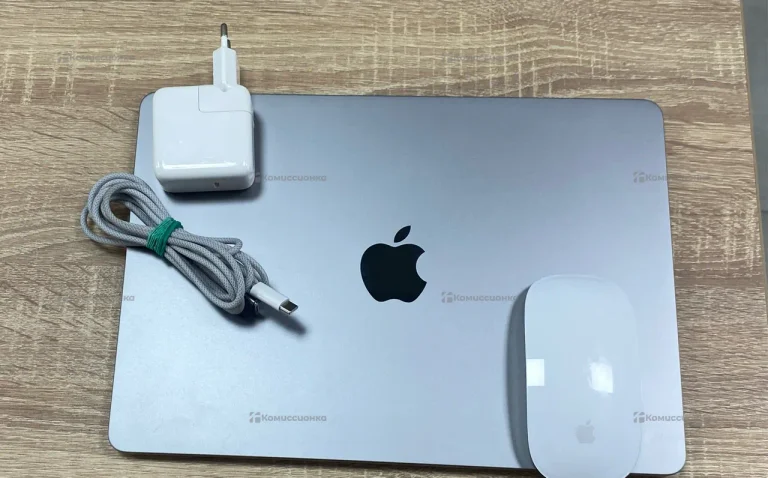 Ноутбук  MacBook m2 2022