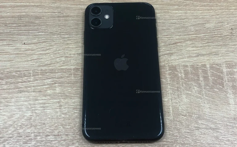 Apple iPhone 11 4/64 ГБ