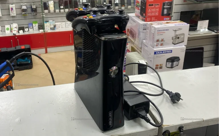 Приставка  Xbox 360