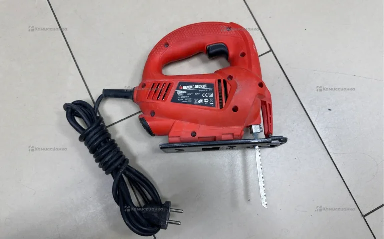 Электролобзик BLACK+DECKER KS500