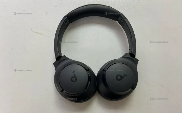 Наушники Soundcore Q20i