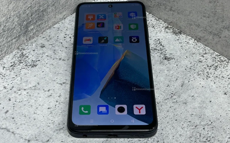 Infinix Hot 30 Play 8/128 ГБ