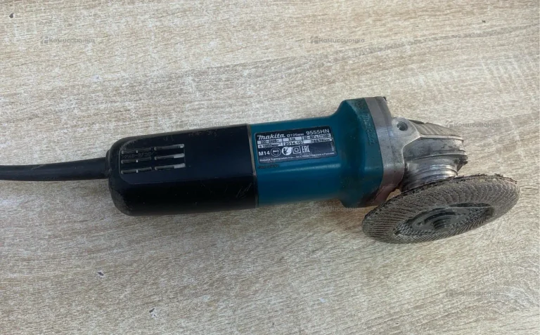 УШМ makita 9555HN