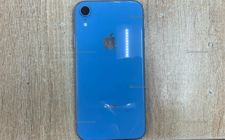Apple iPhone XR 3/64 ГБ