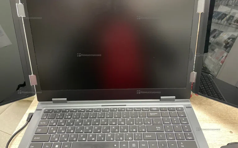 Ноутбук   Waywalkers трехкранный игровой ноутбук