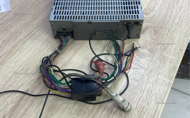 автомагнитола SUPRA SCD-307U