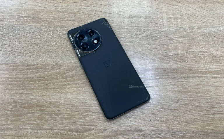 OnePlus 11 16/256 ГБ