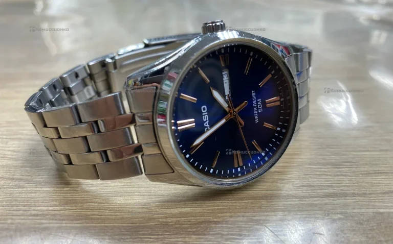 Часы  Casio 1335