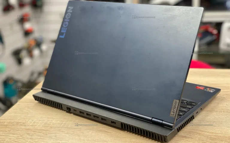 Ноутбук  Lenovo Legion 82JW