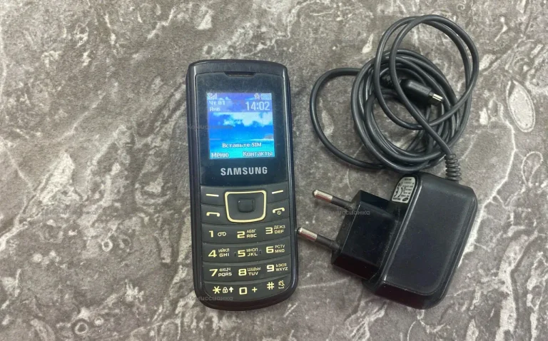 Samsung E1100