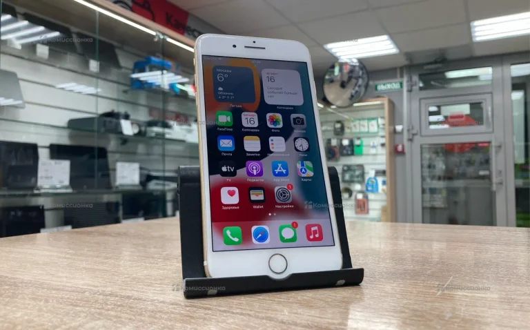 Apple iPhone 7 Plus 3/32 ГБ