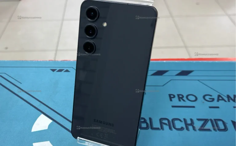 Samsung Galaxy S24 FE 8/256 ГБ