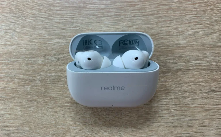 Наушники  Realme buds T300