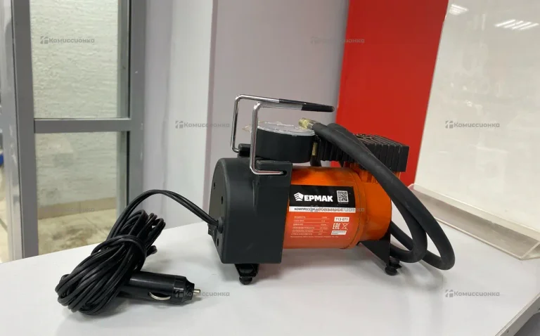 Автомобильный компрессор Ермак 713-071