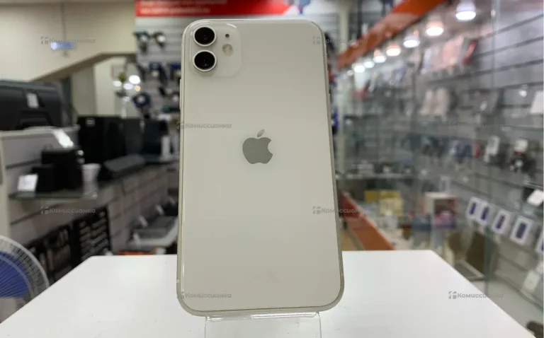 Apple iPhone 11 4/64 ГБ