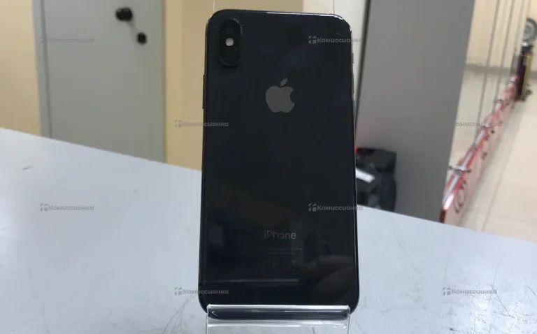 Apple iPhone X 3/64 ГБ