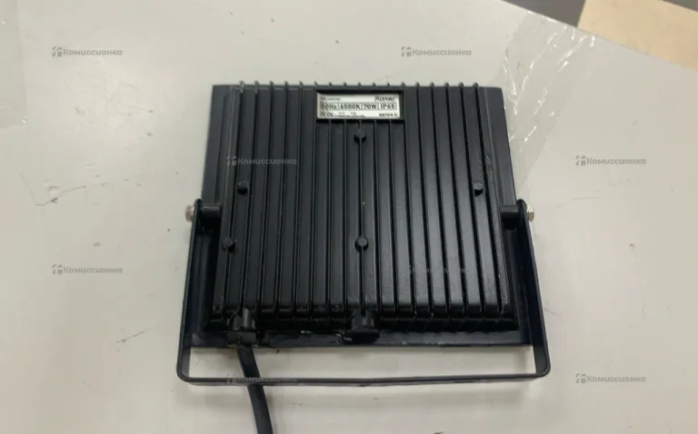 галогенный светодиодный прожектор 70w