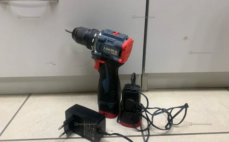 Шуруповерт Leader Tools