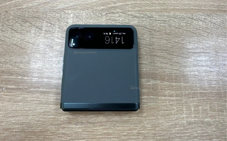Motorola Razr 40 8/256 ГБ