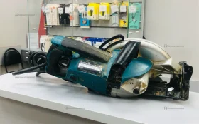 Купить Дисковая пила makita 5477NB б/у , в Курган Цена:11990рублей