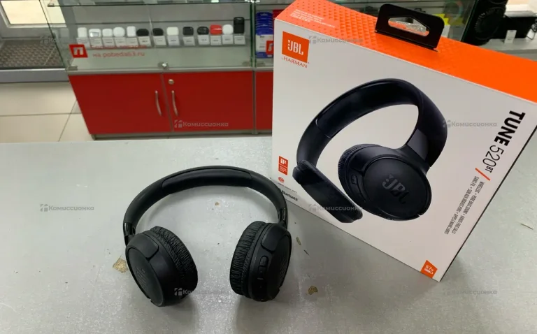 Наушники  JBL 520BT