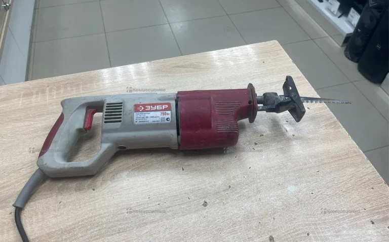 Пила сабельная ЗПС-750-115Э