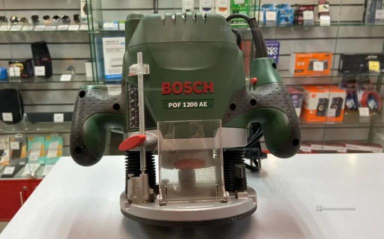 Фрезер Bosch POF 1200 AE