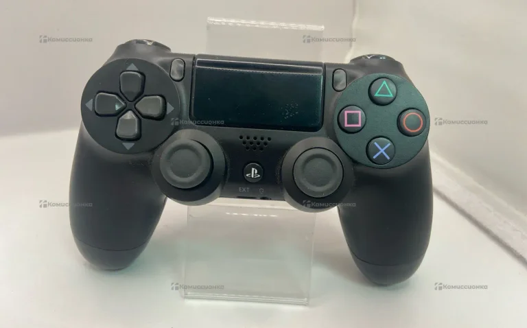 PS4. Dualshock 4