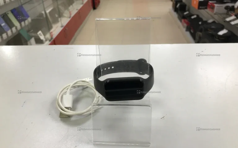 Часы  Xiaomi Band 8