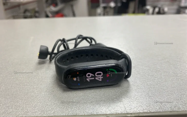 Часы  Mi Band 6