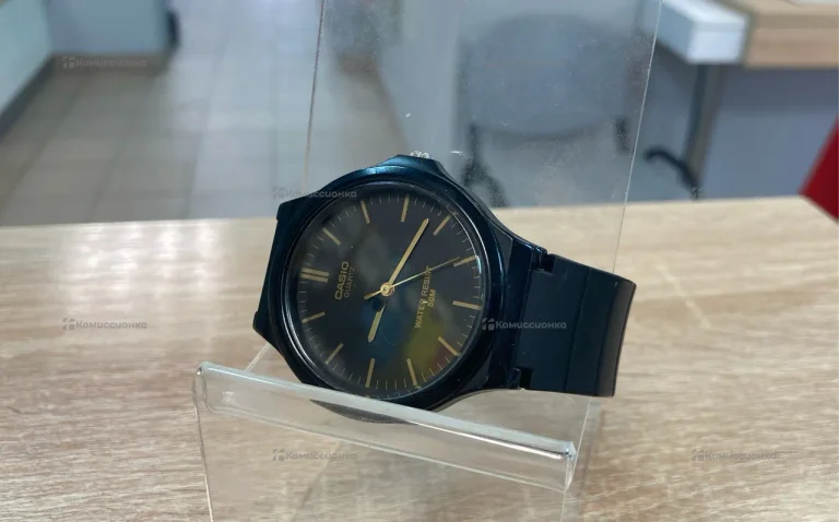Часы  Casio